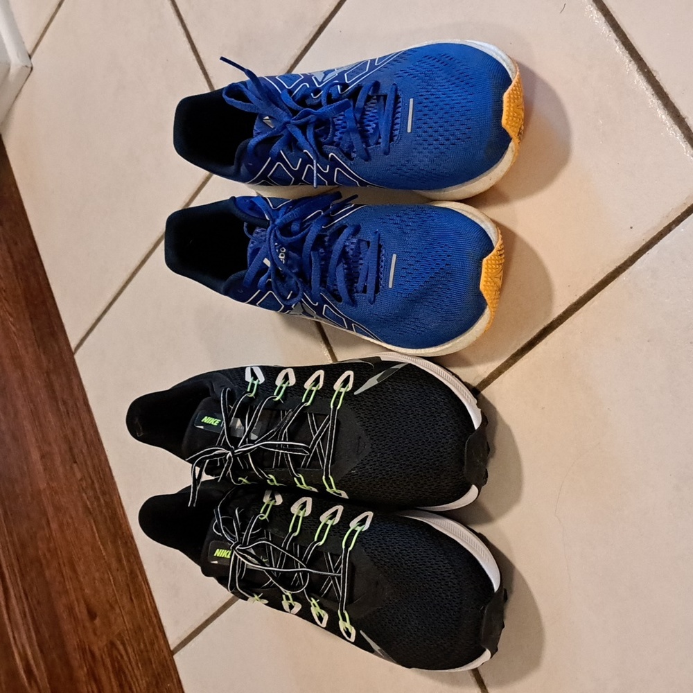 Mens 11 running shoes